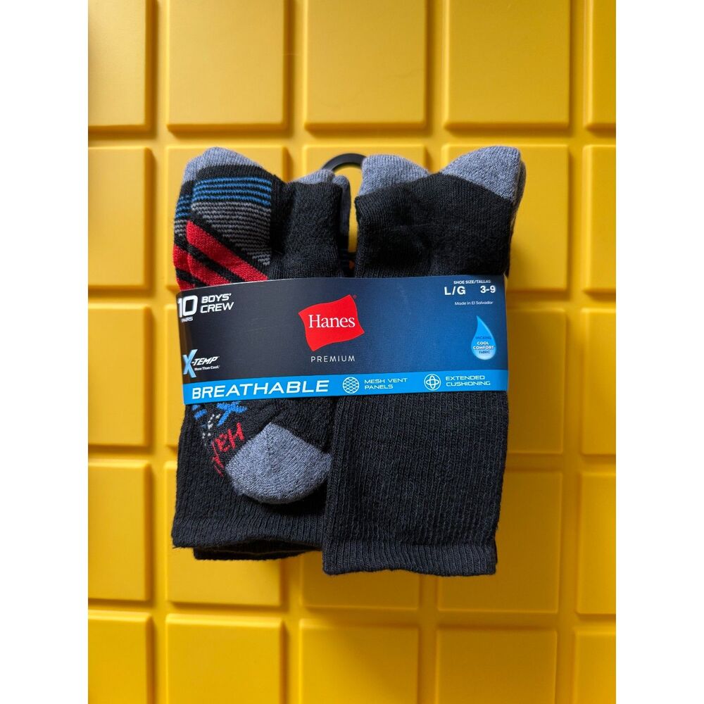 New in Package Boys Crew Socks